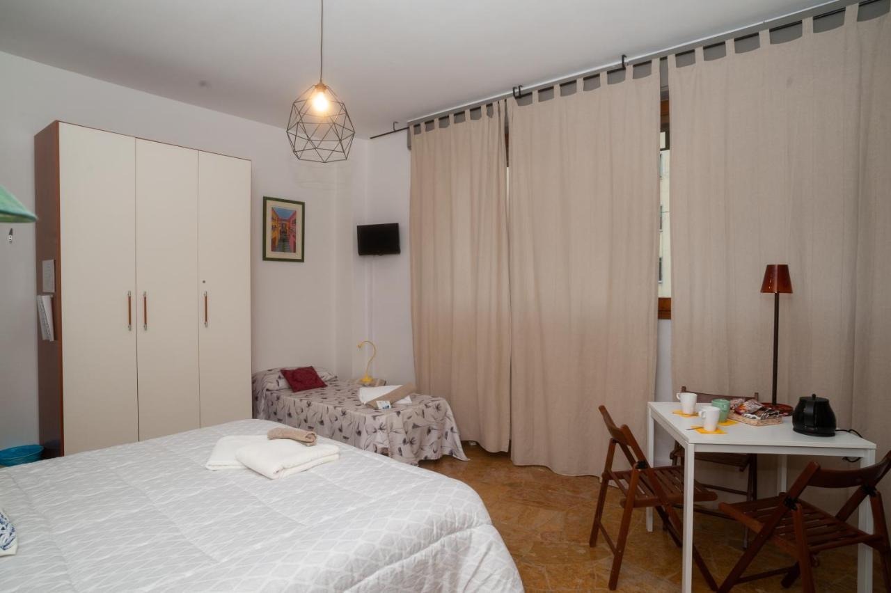 Guesthouse Amici Miei Φλωρεντία Εξωτερικό φωτογραφία