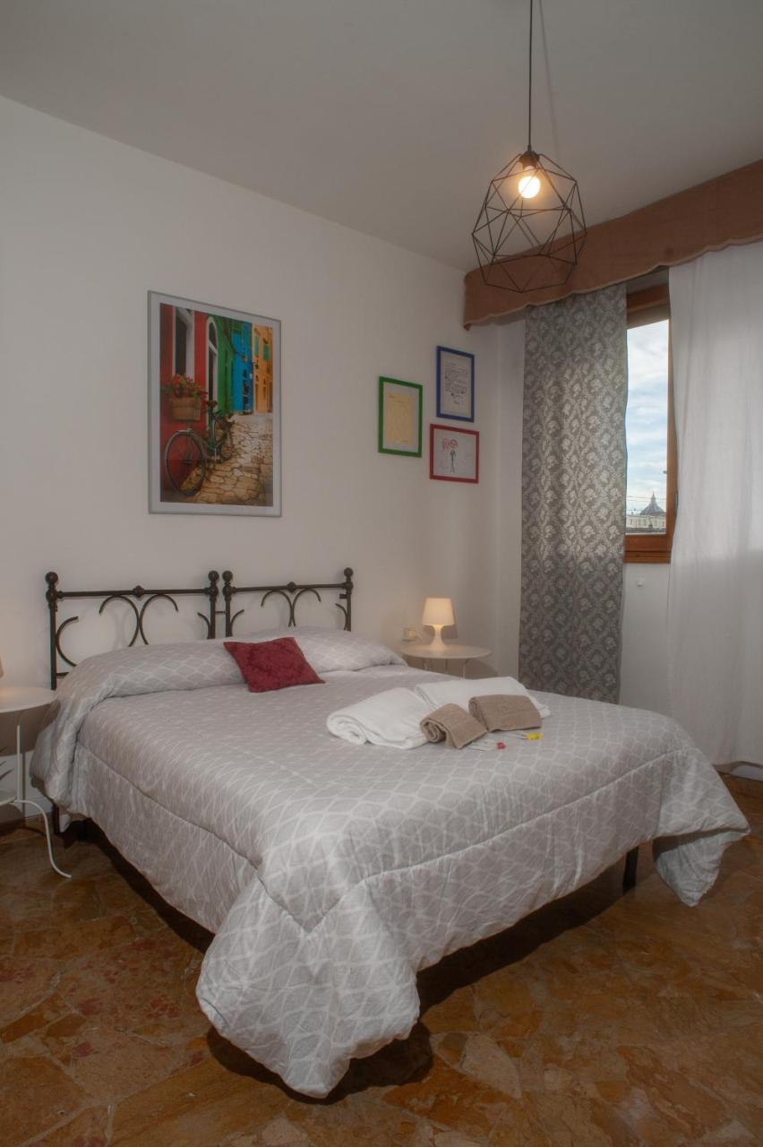 Guesthouse Amici Miei Φλωρεντία Εξωτερικό φωτογραφία