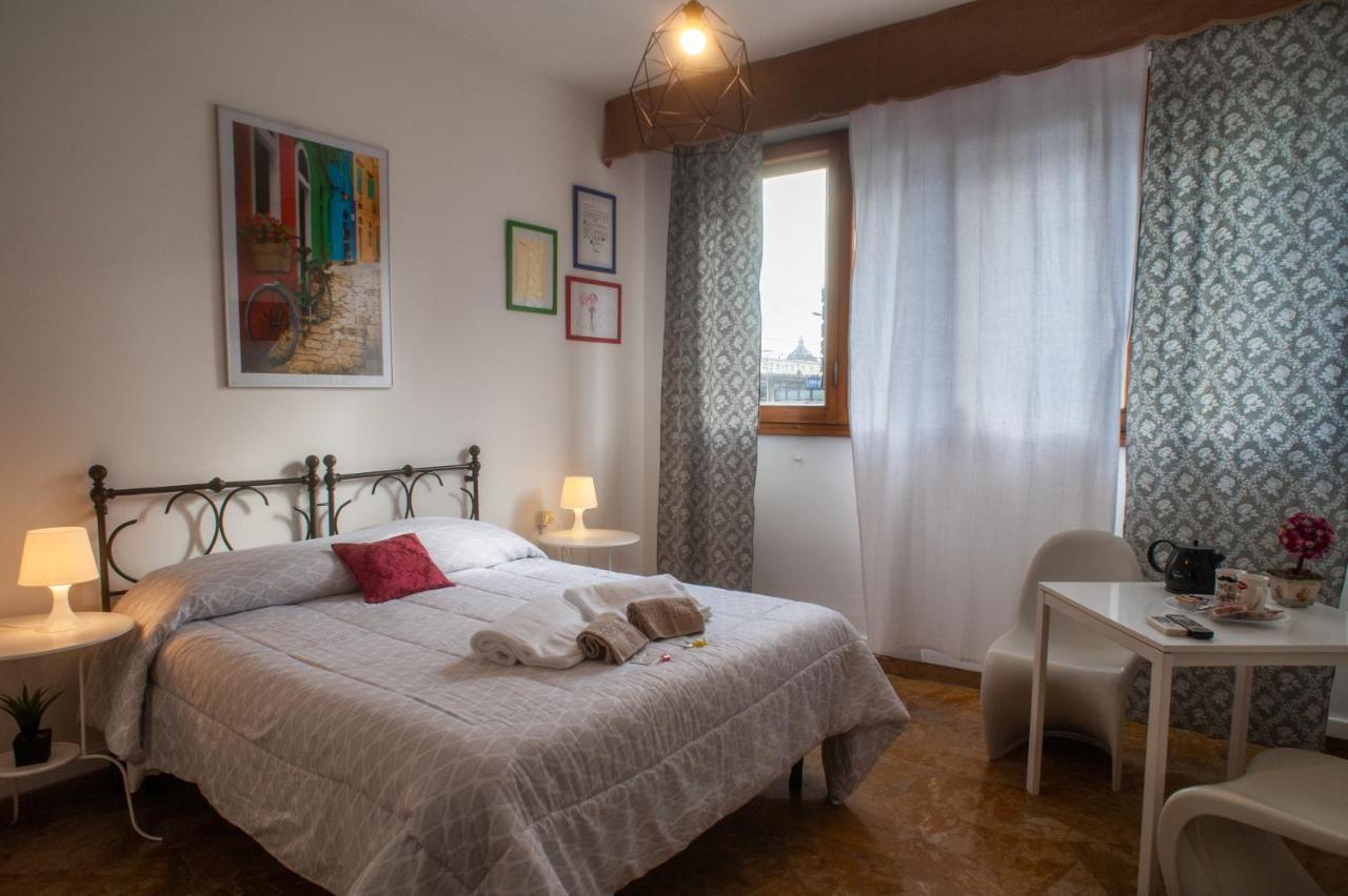 Guesthouse Amici Miei Φλωρεντία Εξωτερικό φωτογραφία